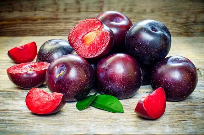 Fakta Menarik dan Manfaat Plum untuk Tubuh