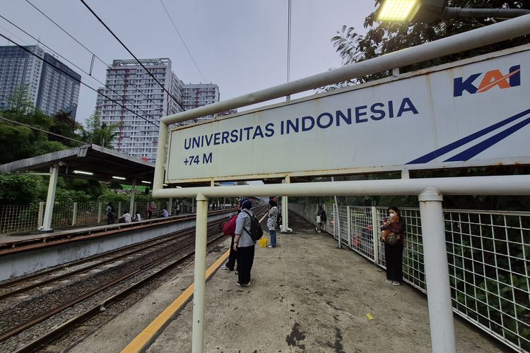 Berita Terhangat Indonesia Hari Ini Gangguan KRL